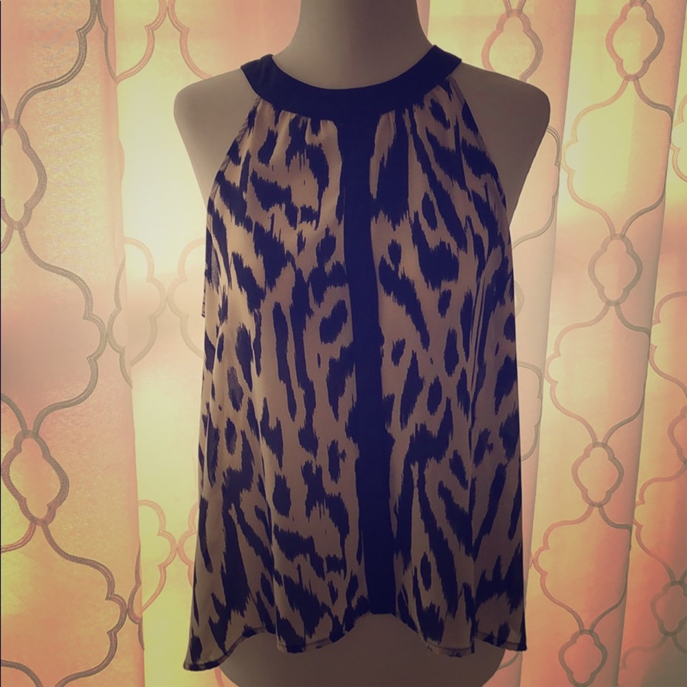 Open back animal print high neck tank - Picture 2 of 5
